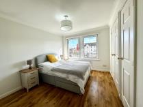 Property to rent in 7 Branklyn Court
