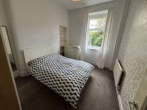 Property to rent in 0/1 85 Roslea Drive