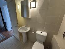 Property to rent in 0/1 85 Roslea Drive