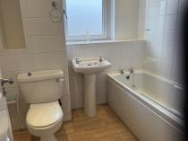 Property to rent in 21Crossvegate. Milngavie. Glasgow