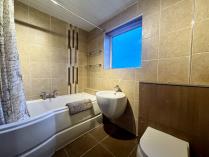 Property to rent in Breadie Drive