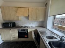 Property to rent in 25C Mingarry street flat 2/1
