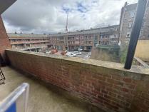 Property to rent in 25C Mingarry street flat 2/1