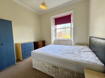 Property to rent in Carlton Place
