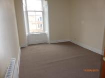 Property to rent in 3/1 267 Crow Road