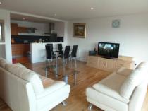 Property to rent in flat 8/2 at 335 Glasgow Harbour Terraces