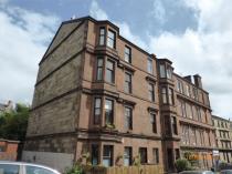 Property to rent in auchentorlie street