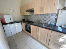 Property to rent in 0/1 85 Roslea Drive