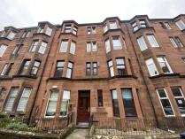 Property to rent in 1/2. 27 Kennoway Drive. Thornwood G11 7TX