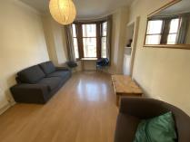 Property to rent in 1/2. 27 Kennoway Drive. Thornwood G11 7TX