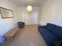 Property to rent in 1/2. 27 Kennoway Drive. Thornwood G11 7TX