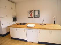 Property to rent in Hyndland Road