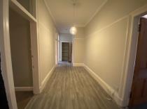 Property to rent in clarence drive flat 2/1 at 46