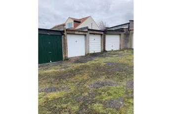 Property to rent in 41