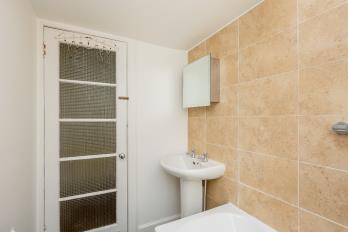 Property to rent in Bruntsfield Place, Bruntsfield, Edinburgh, EH10 4EQ