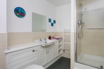 Property to rent in Rattray Drive, Greenbank, Edinburgh, EH10 5TH