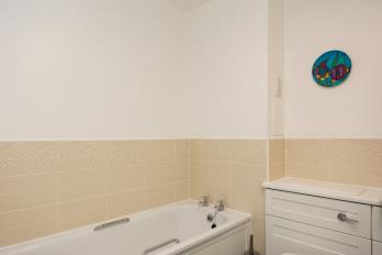 Property to rent in Rattray Drive, Greenbank, Edinburgh, EH10 5TH