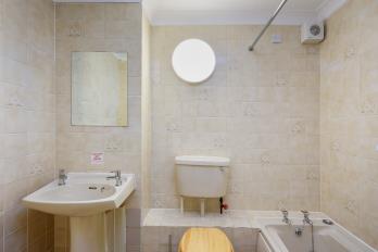 Property to rent in Mount Grange, Marchmont, Edinburgh, EH9 2QY