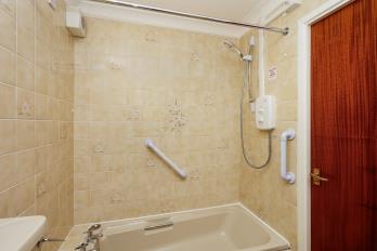 Property to rent in Mount Grange, Marchmont, Edinburgh, EH9 2QY