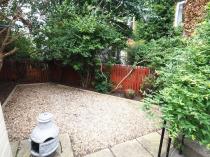 Property to rent in Kenmure Avenue