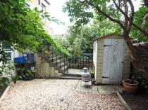 Property to rent in Kenmure Avenue