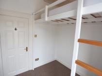 Property to rent in Kenmure Avenue