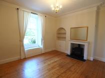 Property to rent in Windsor Gardens