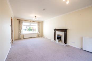 Property to rent in Kirkbrae Avenue, Cults, Aberdeen, AB15