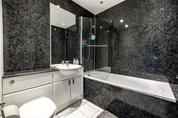 Property to rent in King Street, Aberdeen, AB24