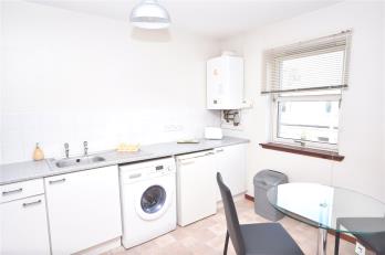 Property to rent in Mountview Gardens, Rosemount, Aberdeen, AB25