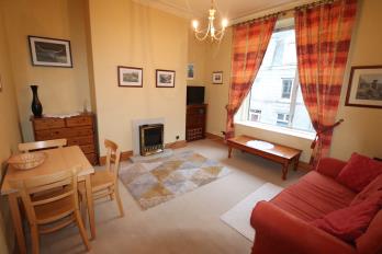 Property to rent in Wallfield Place, Aberdeen, AB25