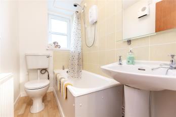 Property to rent in Great Western Road, Aberdeen, AB10