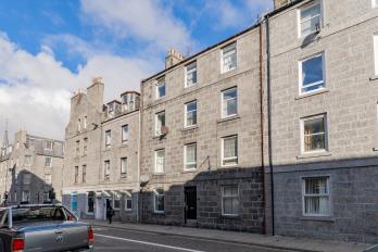 Property to rent in Charlotte Street, 2nd Floor Right, Aberdeen, AB25