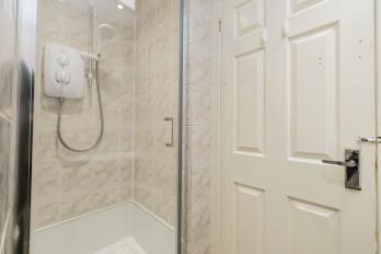 Property to rent in Charlotte Street, 2nd Floor Right, Aberdeen, AB25