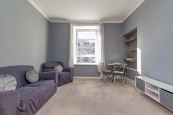 Property to rent in Charlotte Street, 2nd Floor Right, Aberdeen, AB25