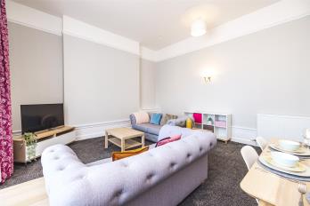 Property to rent in Union Street, Aberdeen, AB11