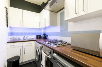 Property to rent in Rosebank Place, Aberdeen, AB11