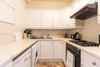 Property to rent in Claremont Street, First Floor Right, Aberdeen, AB10