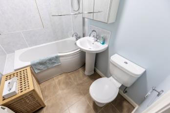 Property to rent in Claremont Street, First Floor Right, Aberdeen, AB10