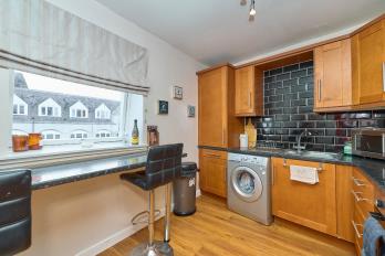Property to rent in Berry Street, Top Floor Right, City Centre, Aberdeen, AB25
