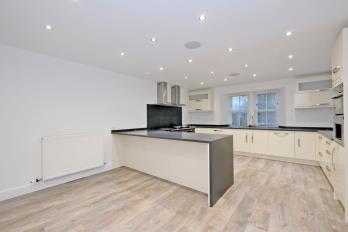Property to rent in Mansefield Lodge, South Deeside Road, Aberdeen, Ardoe, AB12