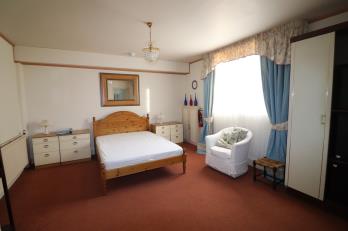 Property to rent in Rainnieston Room, Tillydrone House, The Chanonry, Old Aberdeen, AB24