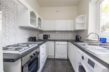 Property to rent in Ashvale Place, Aberdeen, AB10