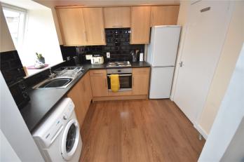 Property to rent in George Street, City Center, Aberdeen, AB25