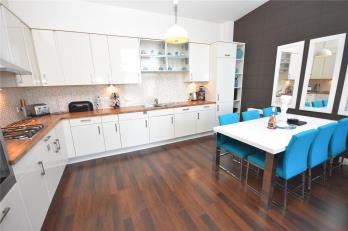 Property to rent in Queens Crescent, Top Floor, Kepplestone, Aberdeen, AB15