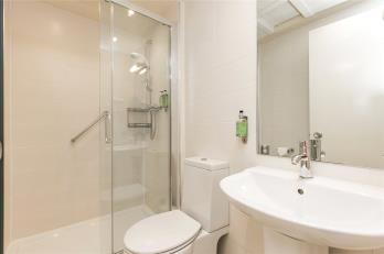 Property to rent in Baker Street, Aberdeen, AB25