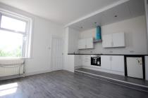 Property to rent in 60C Gibson Street