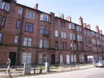 Property to rent in Dumbarton Road