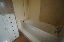 Property to rent in 4 Wester Auchentroig