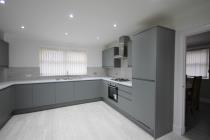 Property to rent in CASTLEVIEW AVENUE GALSTON